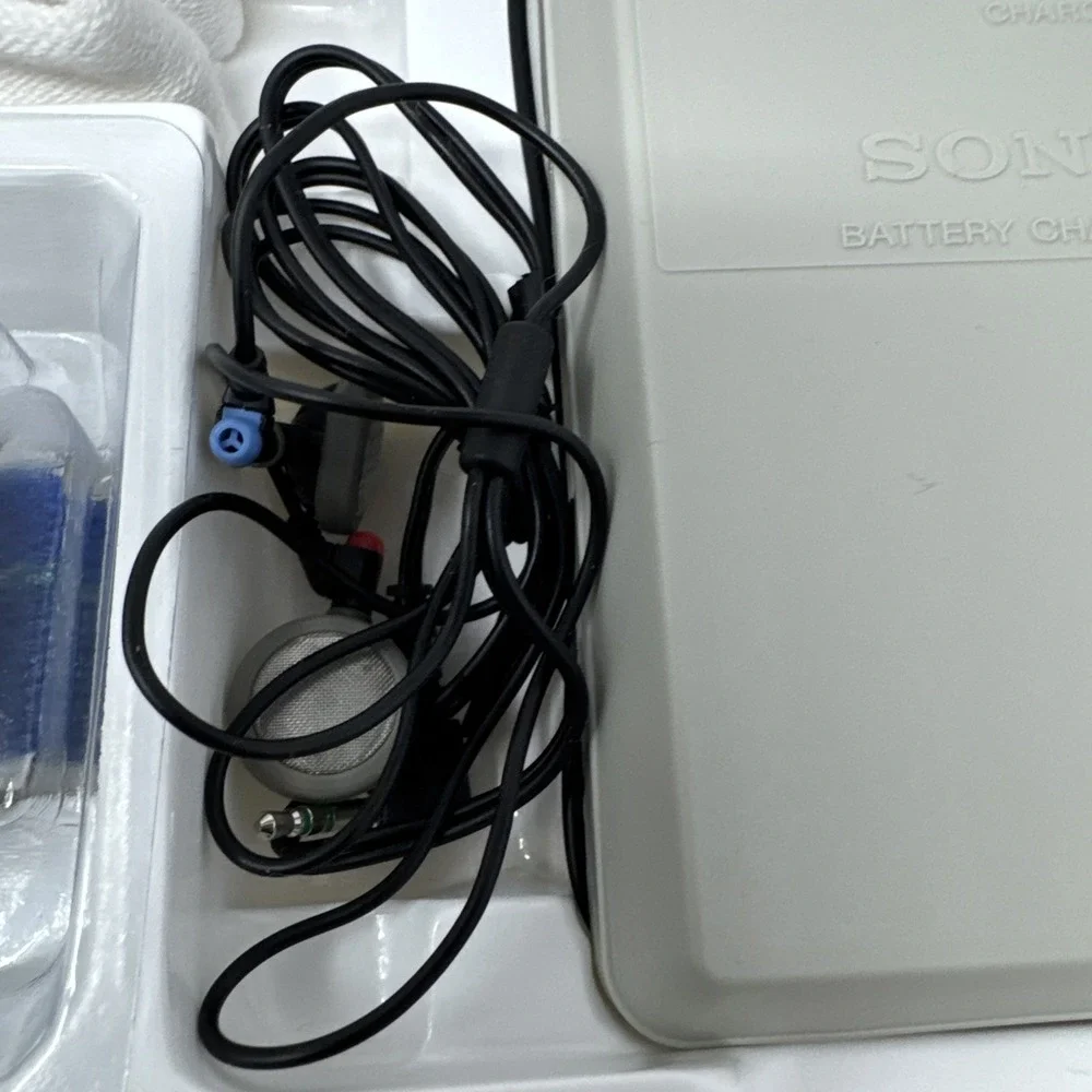 Sony Sports FM Walkman Sportsband SRF-F1 Water Resistant Complete In‎ Box New